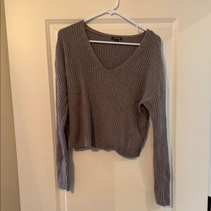 Ribbed V-Neck Cropped Sweater - Taupe